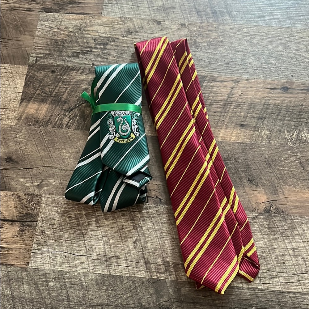 Harry Potter Gryffindor & Slytherin Tie Bundle